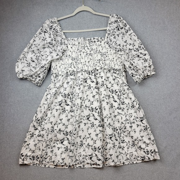 American Eagle Womens Smocked Dress Size Large Puff Sleeve Cottage Birds NWOT - Picture 14 of 16